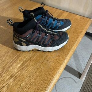 Salomon gore Tex boot